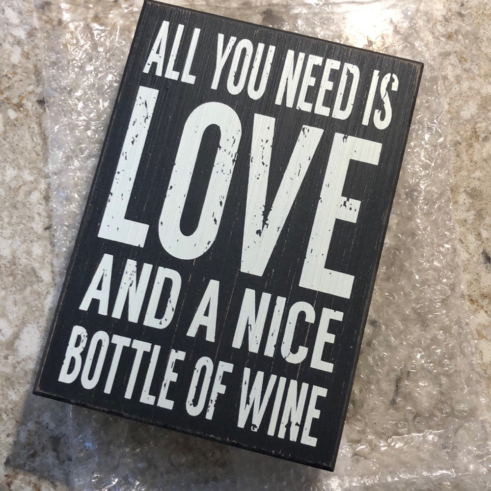 Sixtrees wine box sign NEW